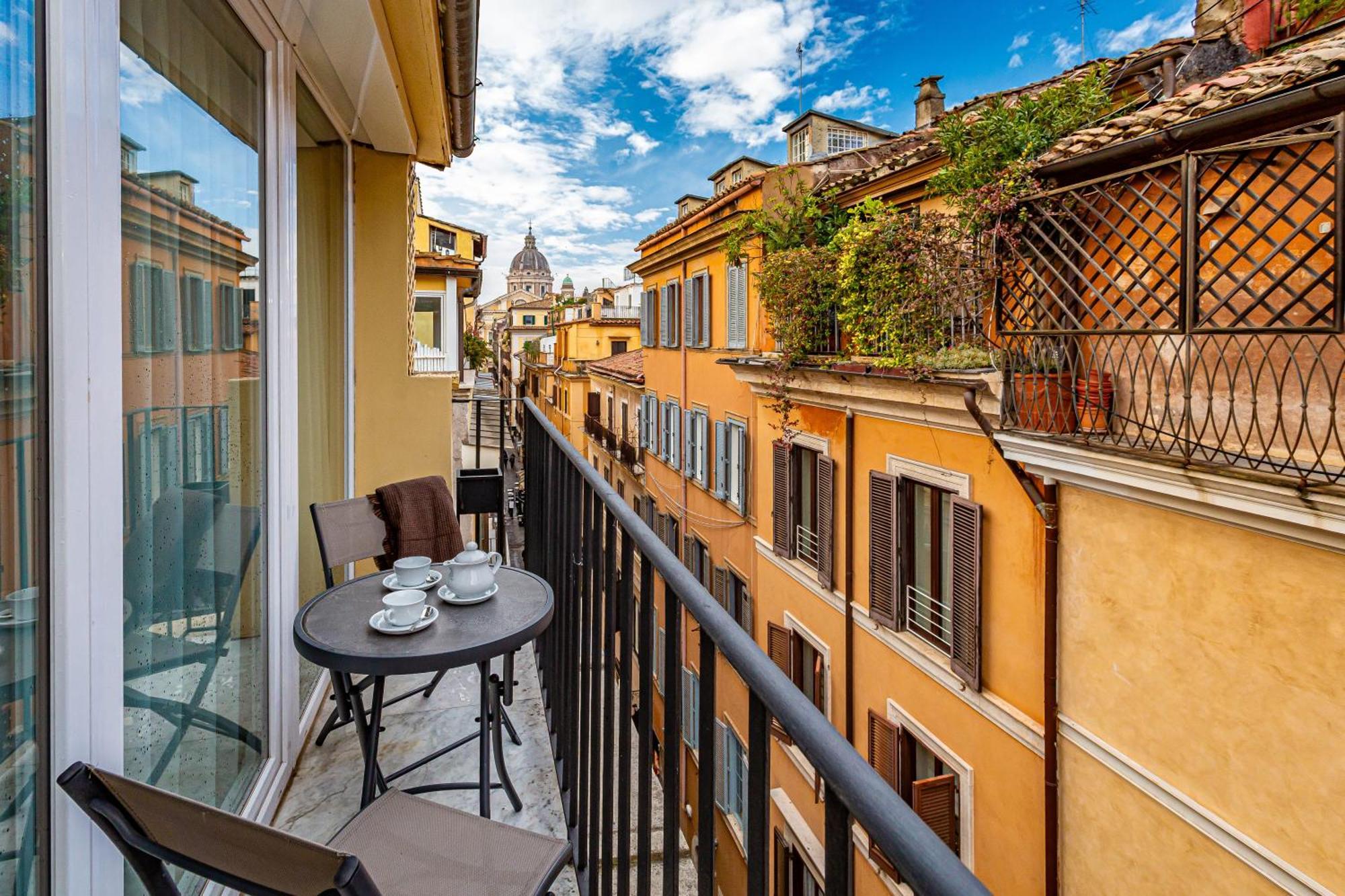 Luxury Over Time - With Terrace And View Of Piazza Di Spagna Apartment