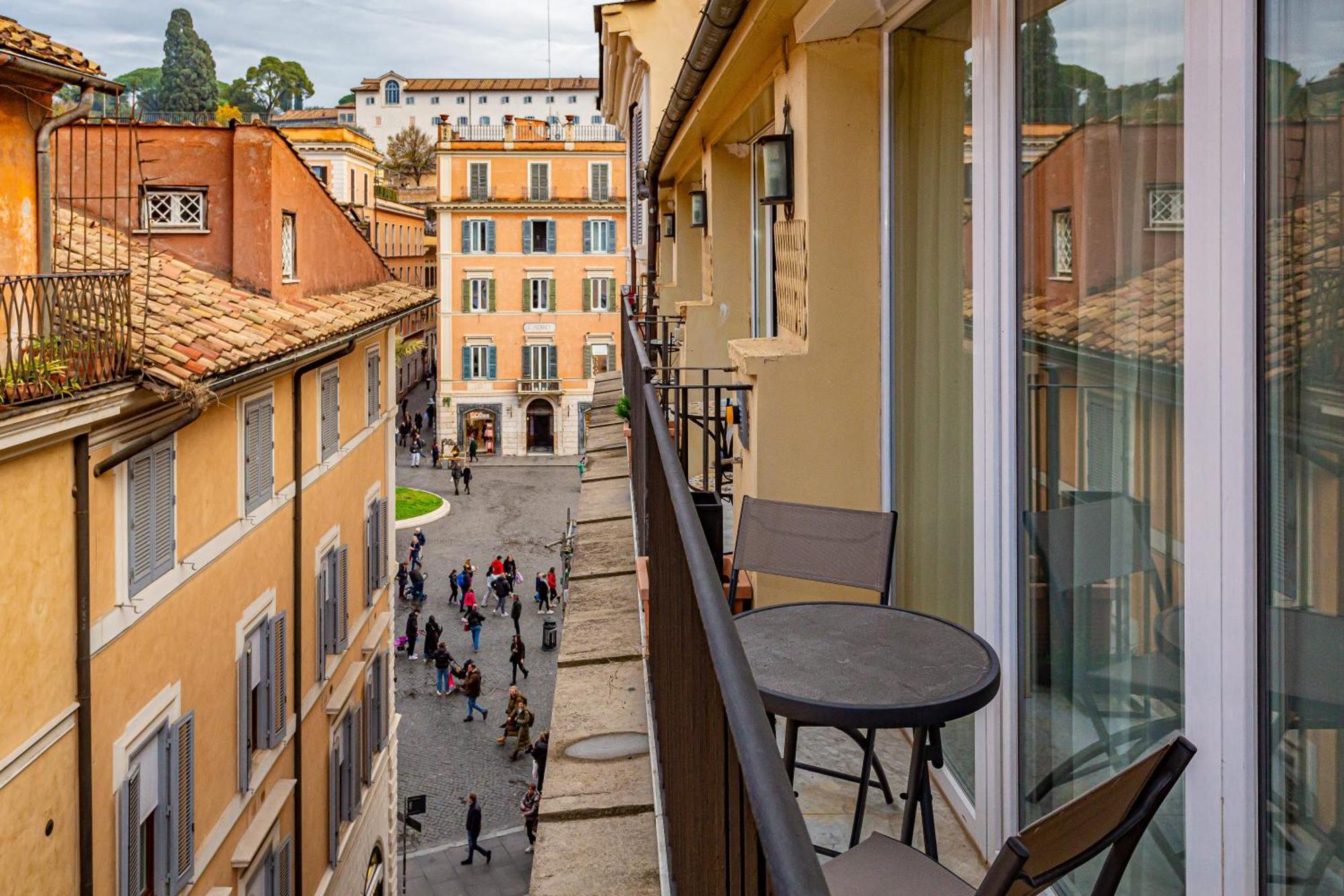 Luxury Over Time - With Terrace And View Of Piazza Di Spagna Rom