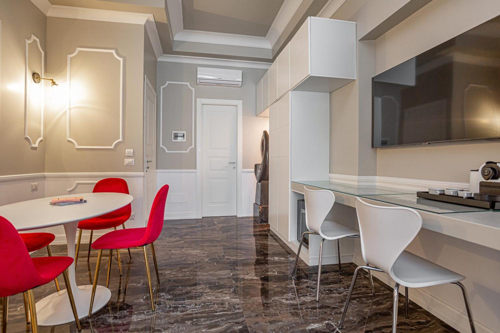 Luxury Over Time - With Terrace And View Of Piazza Di Spagna * Rom